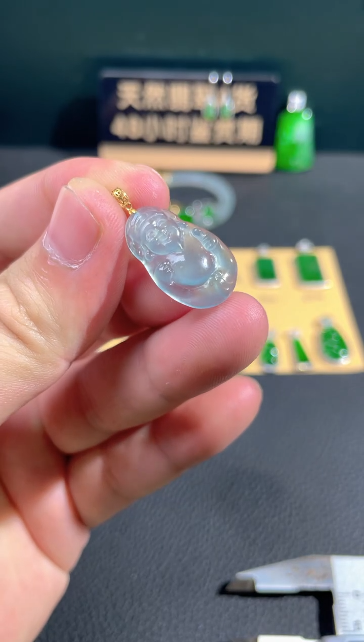 【闪购商品】翡翠颈饰18K金镶嵌翡翠