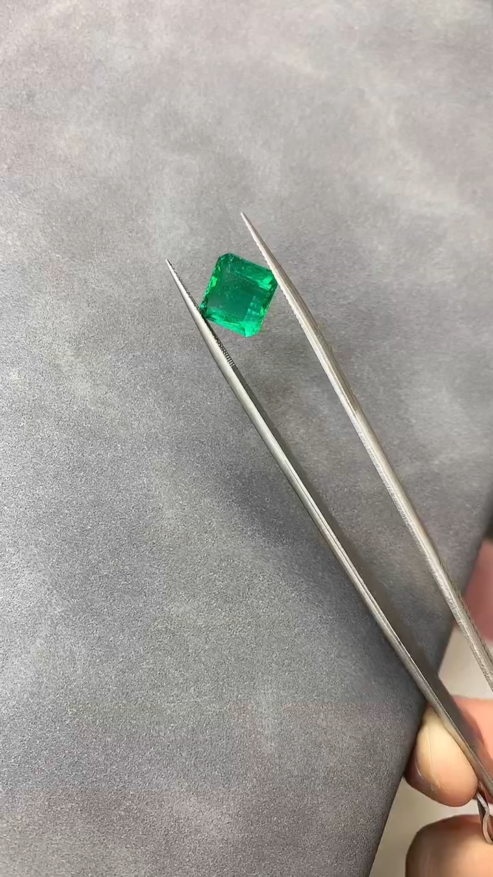 【闪购商品】祖母绿裸石未镶嵌祖母绿裸石4.3ct