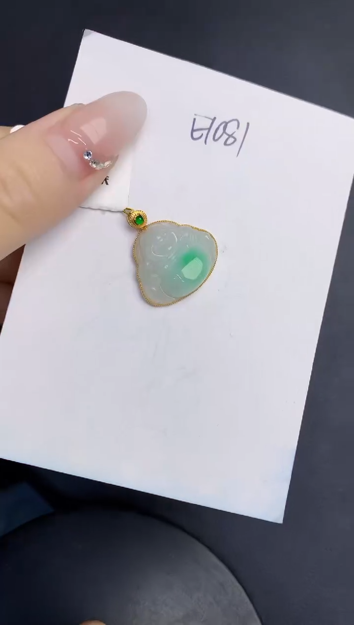 【闪购商品】翡翠颈饰18K金镶嵌000000000000