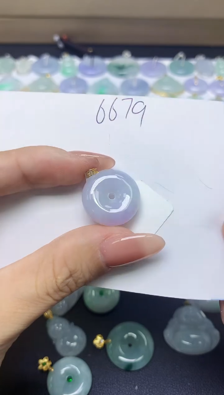 翡翠未镶嵌颈饰天然自然緬甸A貨翡翠