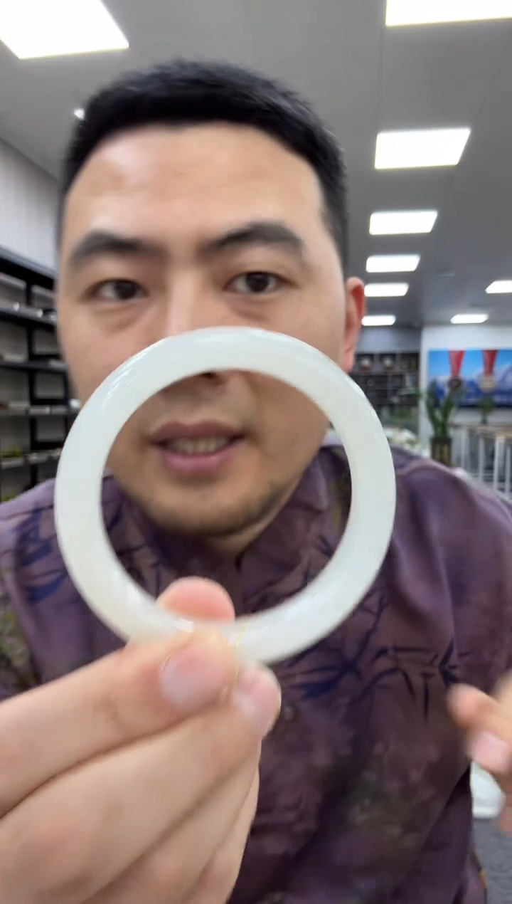 【闪购商品】和田玉手镯未镶嵌56  006