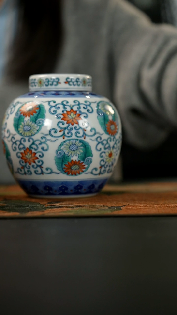 【闪购商品】瓷片             涂杏花