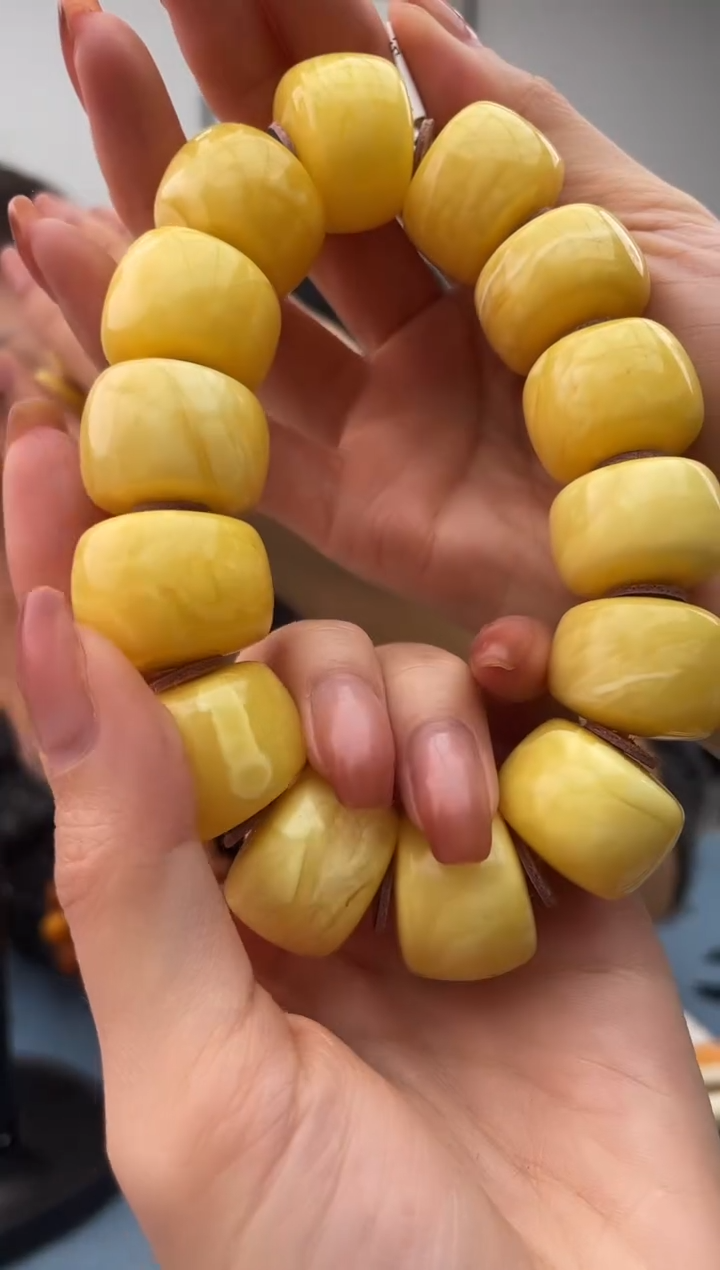 【闪购商品】蜜蜡珠宝奇石未镶嵌，假一罚十093.24