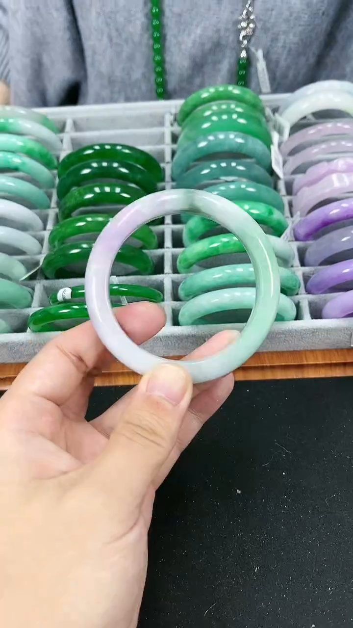 【闪购商品】砖雕s55 圈口59.8 独货手镯