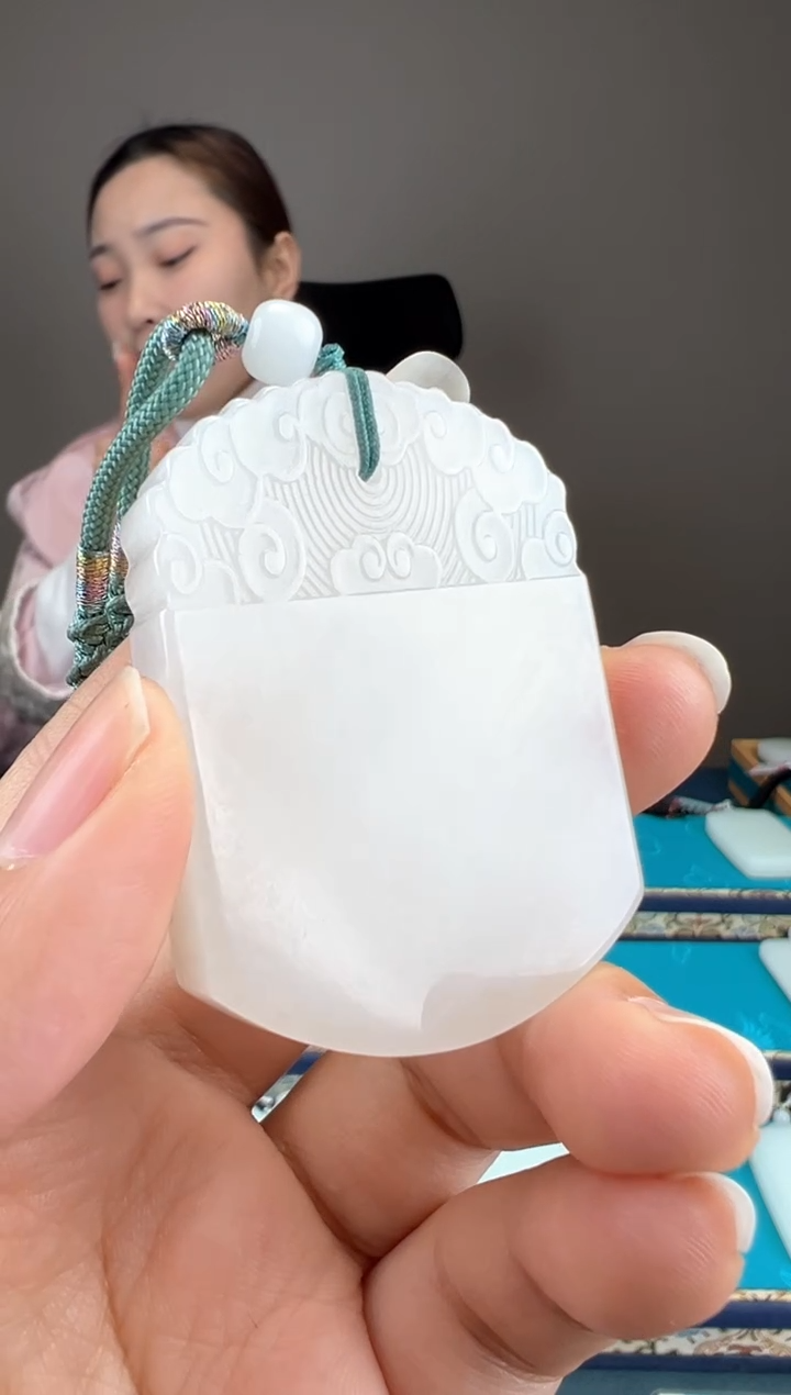 【闪购商品】和田玉颈饰未镶嵌1