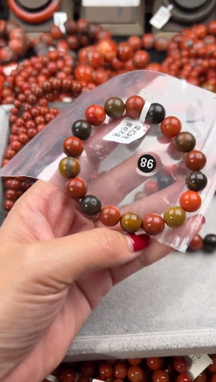 未镶嵌手串南红玛瑙10+