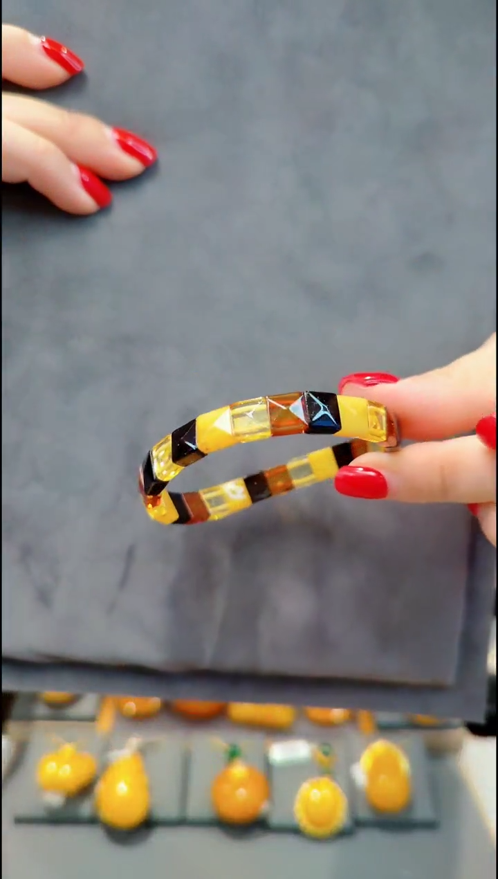 【闪购商品】琥珀珠宝奇石未镶嵌H645琥珀蜜蜡多宝手排