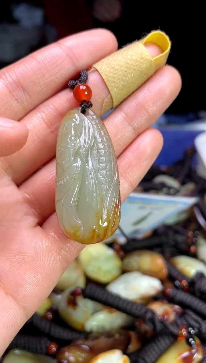 【闪购商品】和田玉颈饰未镶嵌1