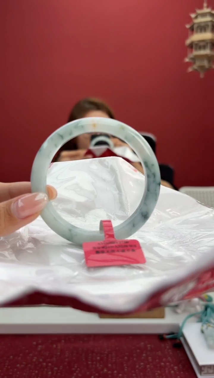 【闪购商品】翡翠手镯未镶嵌2手镯