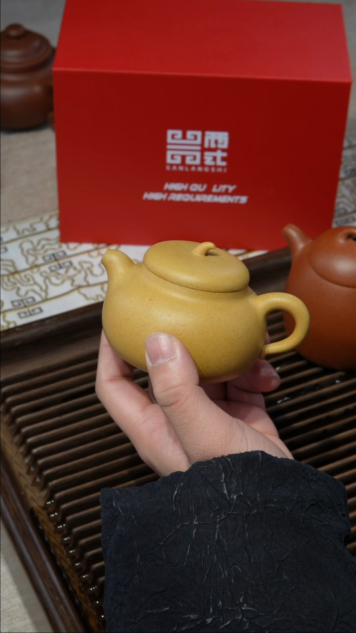 【闪购商品】紫砂茶壶台西绿 茄瓜