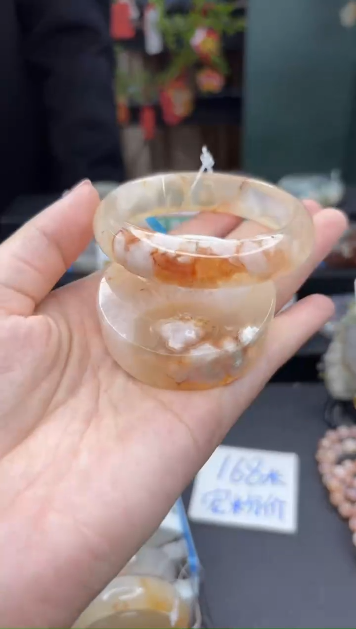 【闪购商品】石英质玉手镯未镶嵌799（55圈赠送镯心）