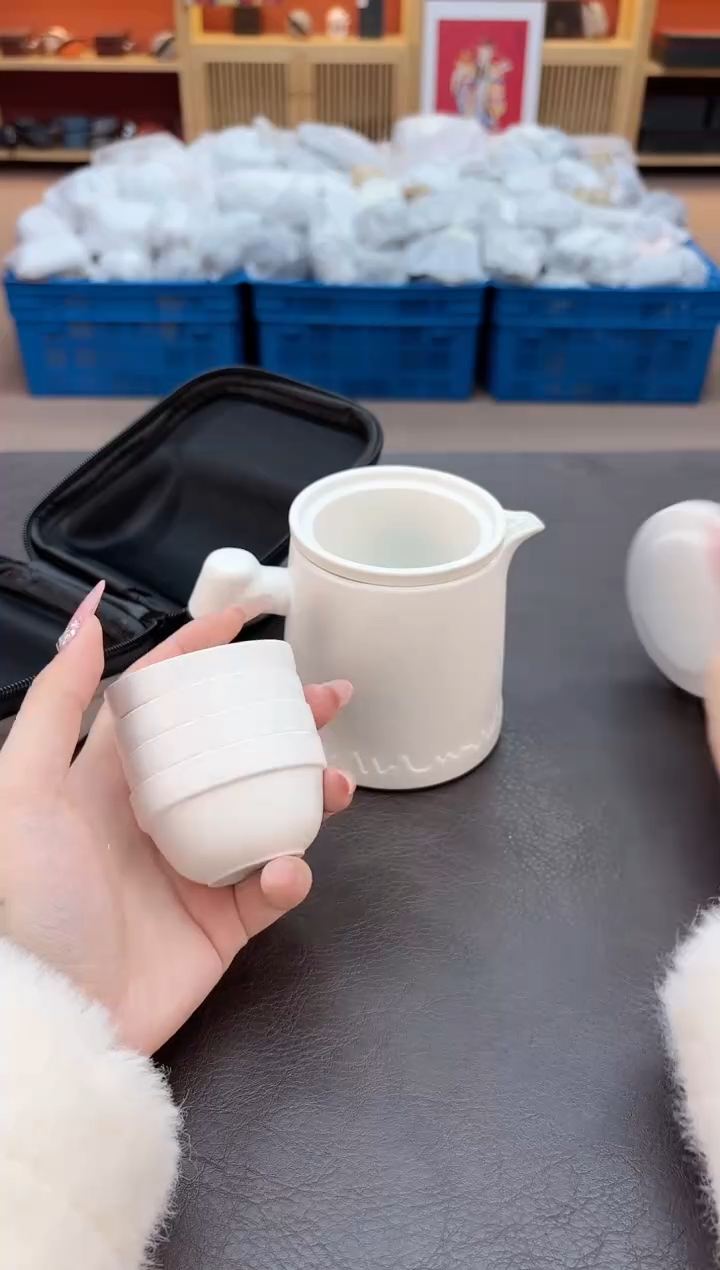 【闪购商品】摆件瓷SC1111111111111