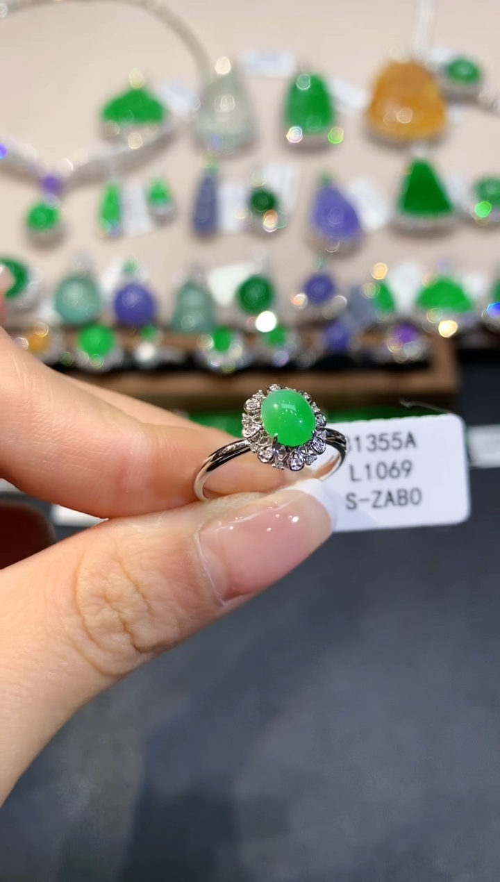 翡翠戒指18K金镶嵌L1069多样性发其一