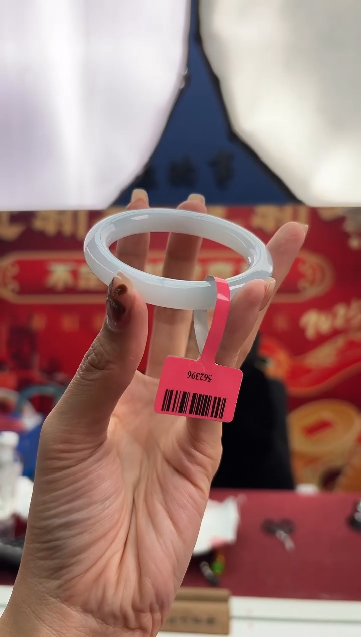 【闪购商品】翡翠手镯未镶嵌19手镯