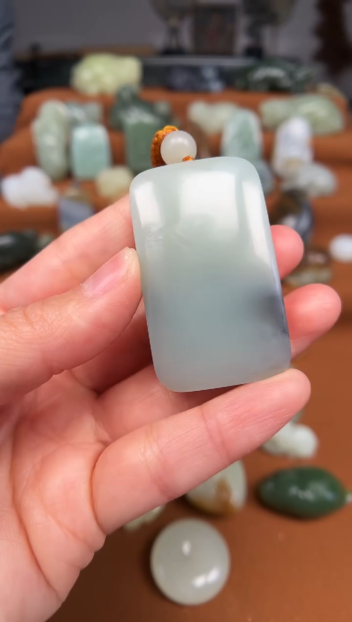 【闪购商品】和田玉颈饰未镶嵌平安牌