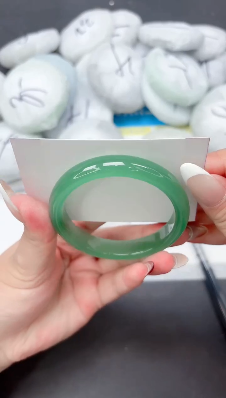 未镶嵌手镯石英质玉283-56.3