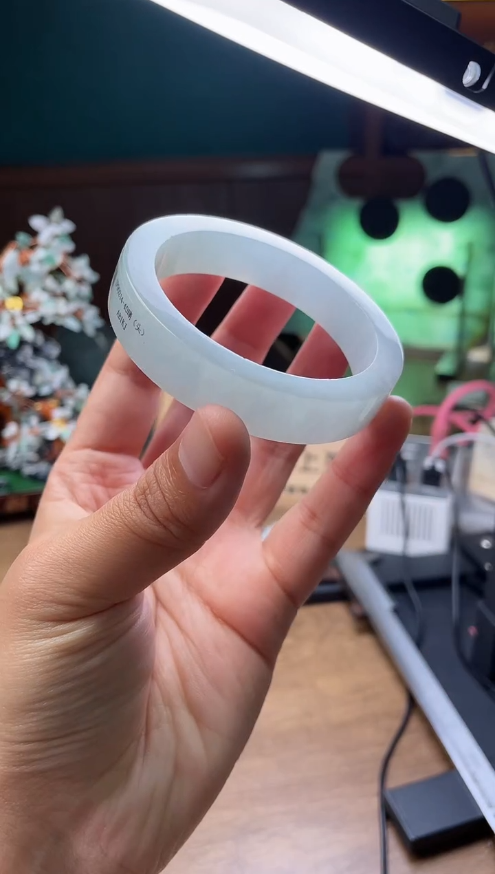 【闪购商品】定制翡翠手镯未镶嵌定制