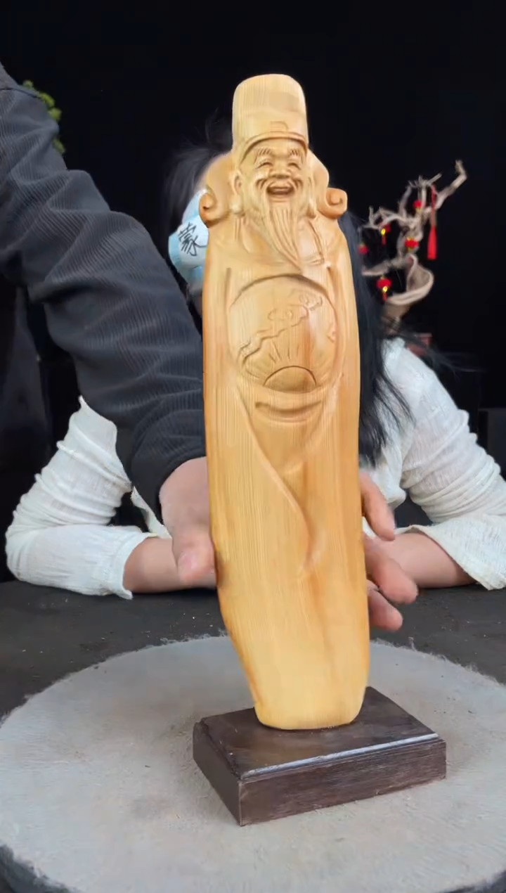 【闪购商品】柏木（崖柏）其他手工摆件,先抢先得!