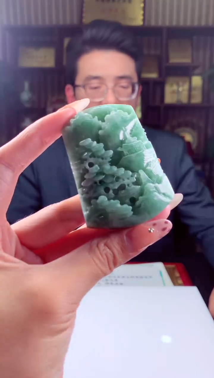 【闪购商品】定制翡翠未镶嵌挂件发货（拍一发一）