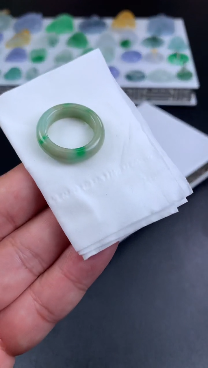 【闪购商品】定制翡翠未镶嵌翡翠