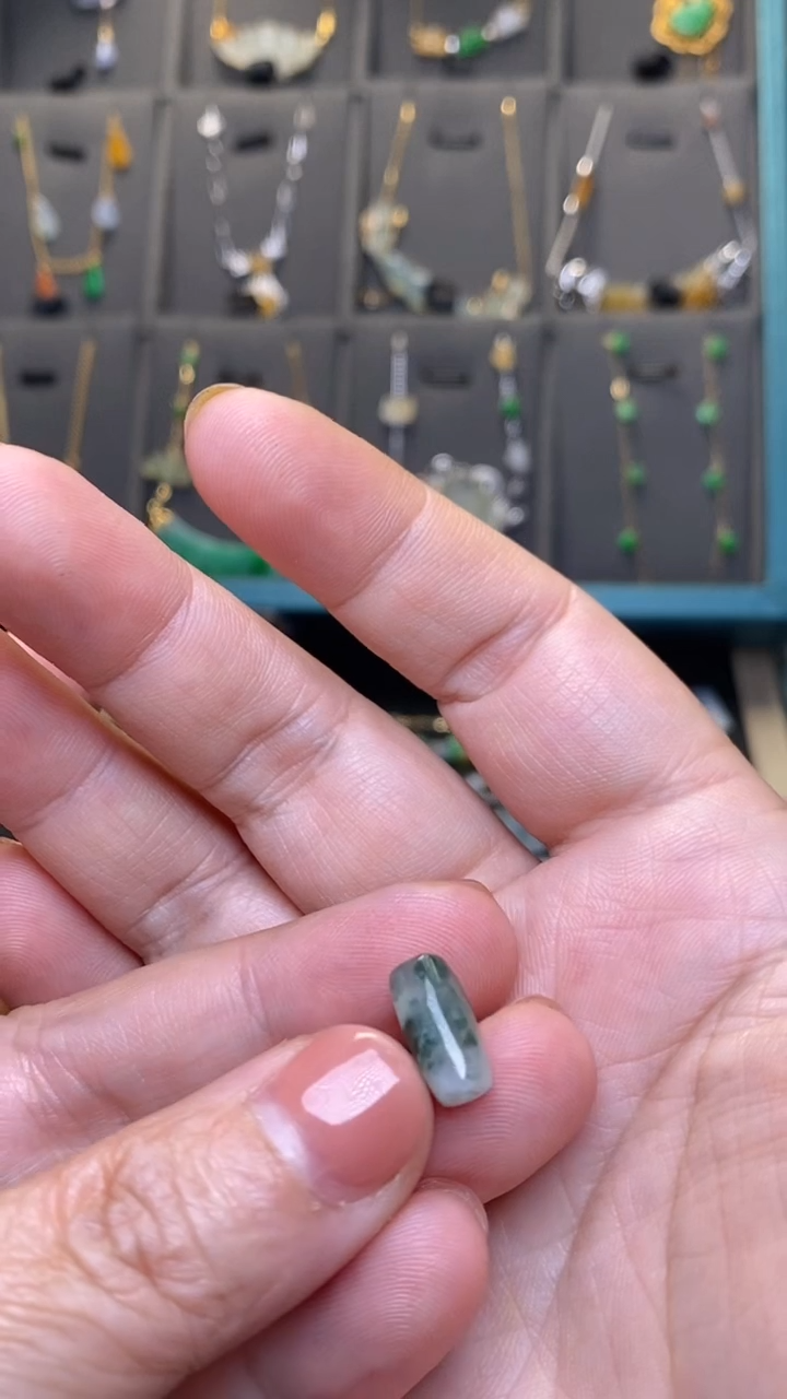 颈饰未镶嵌翡翠净货36288