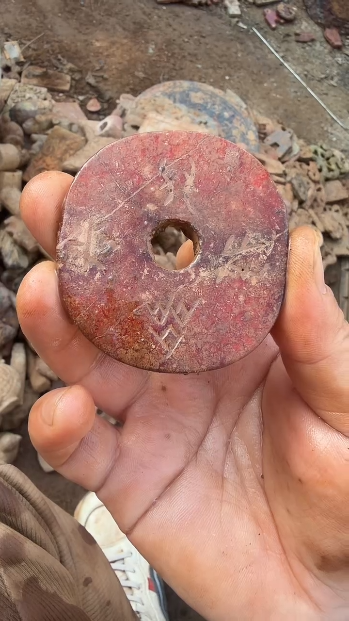 未镶嵌岫岩河磨玉（透闪石质玉）挂件珍***天岫岩河磨玉