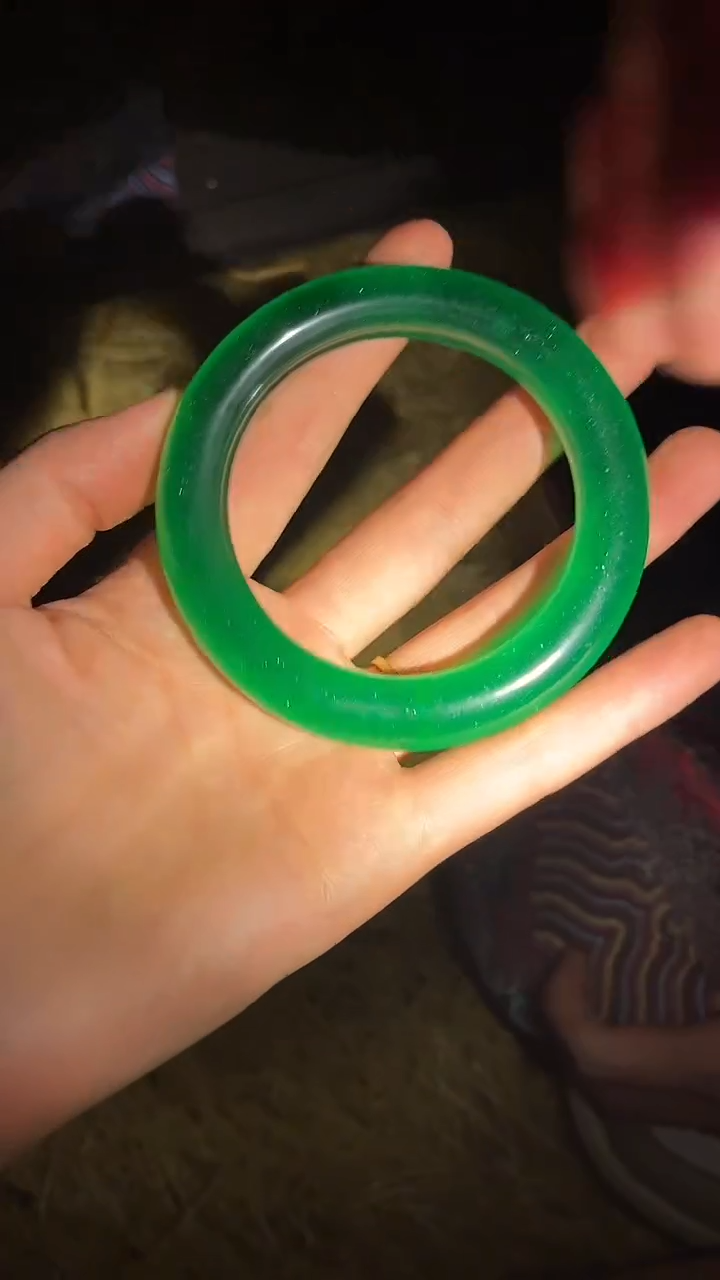 【闪购商品】【闪购商品】绿色棉絮手镯