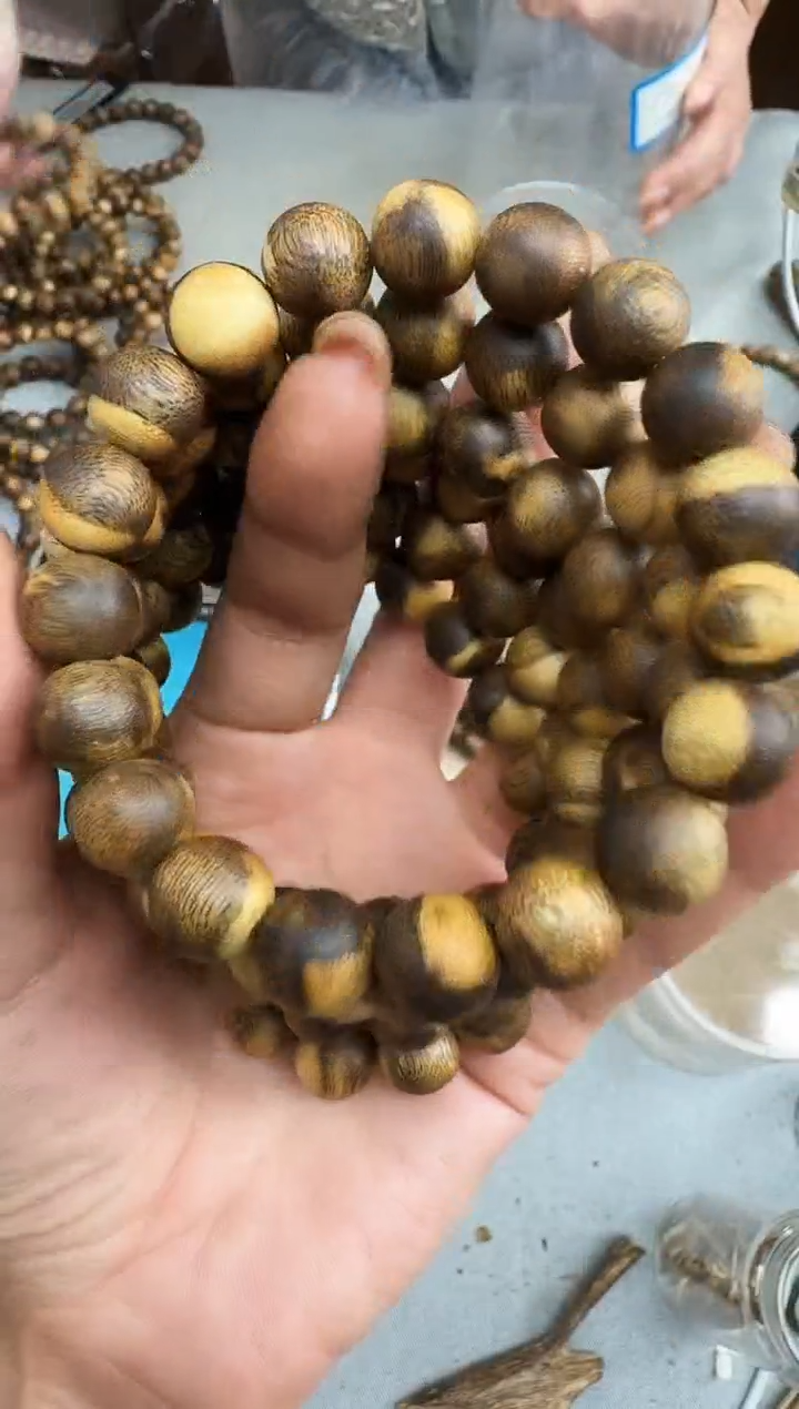 沉香手串1109老乌身圆珠单圈多样性发一
