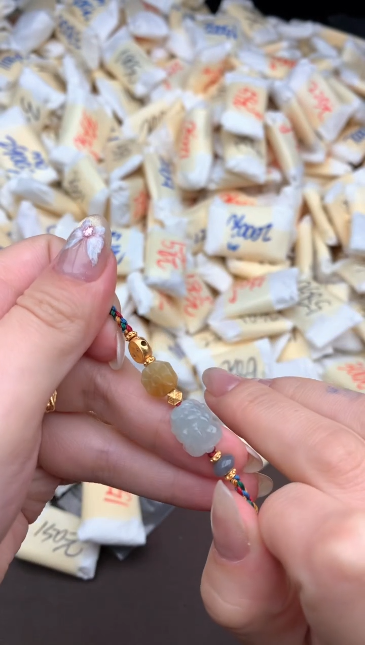 【闪购商品】翡翠手绳未镶嵌一