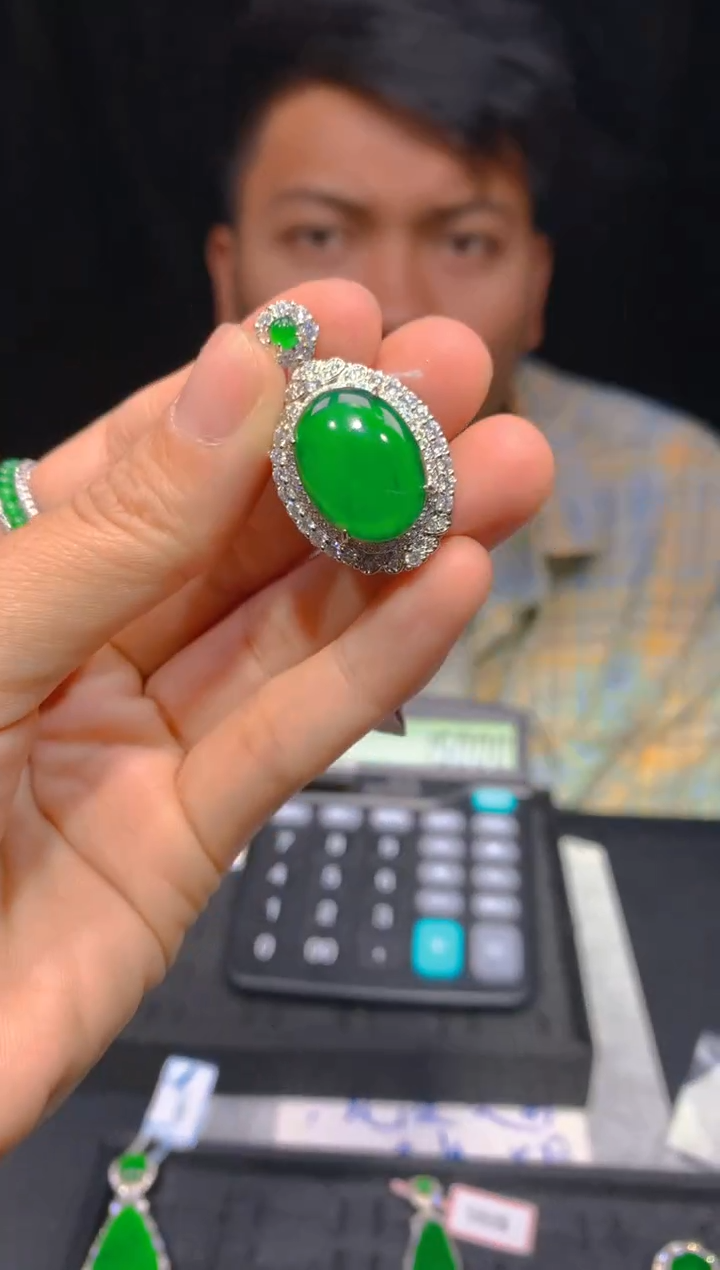 【闪购商品】定制翡翠未镶嵌140多样性发货（发其一）