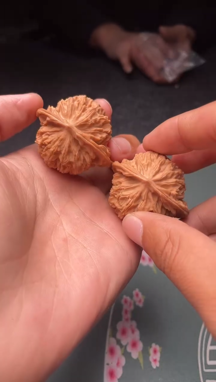 核桃a350 盘龙纹    43尺