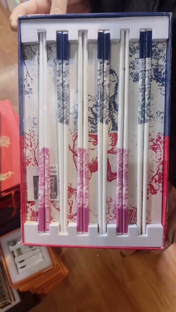 【闪购商品】杯鸿辉家品牌瓷器，京东包邮！