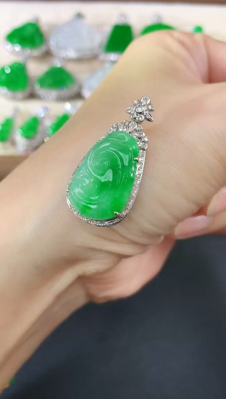 吊坠(不含链)18K金镶嵌翡翠14|2800