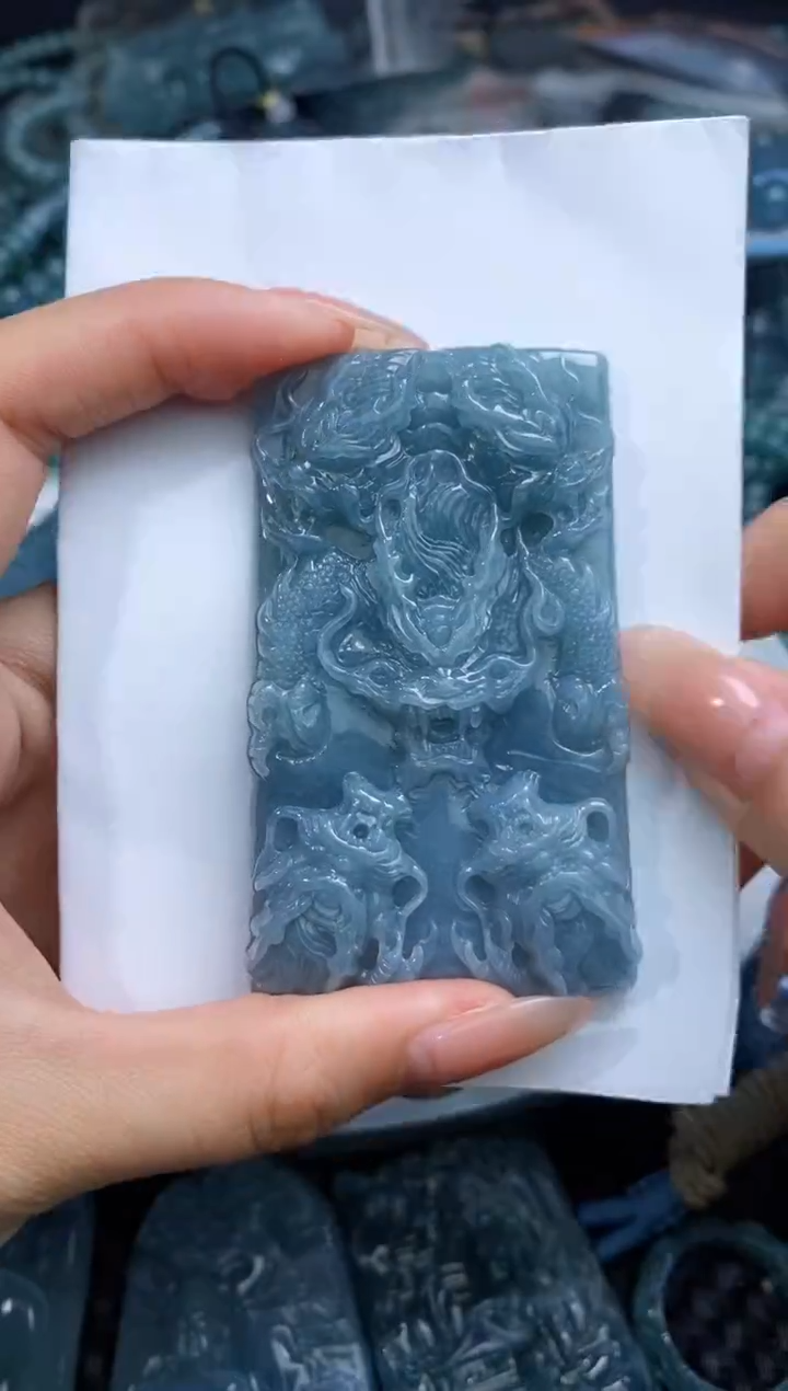 【闪购商品】翡翠颈饰未镶嵌             