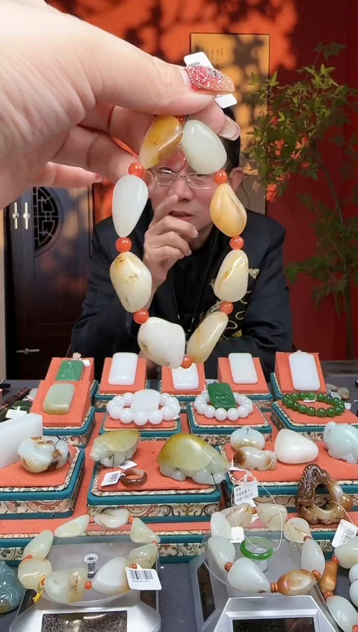 【闪购商品】和田玉手串未镶嵌手串51克