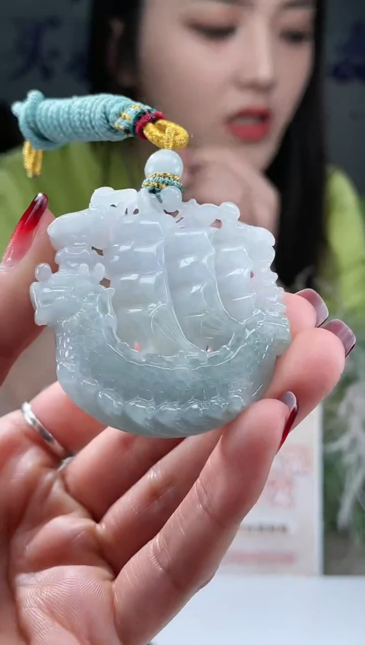 【闪购商品】定制翡翠未镶嵌不退不换CMH1件-A