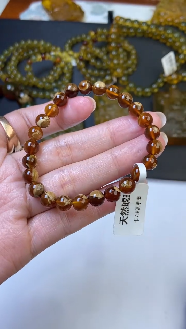 未镶嵌琥珀颈饰2201730