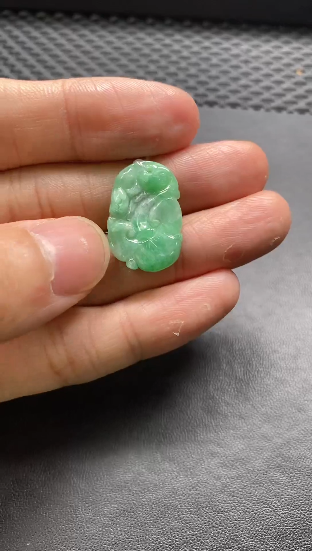 【闪购商品】翡翠颈饰未镶嵌52如意