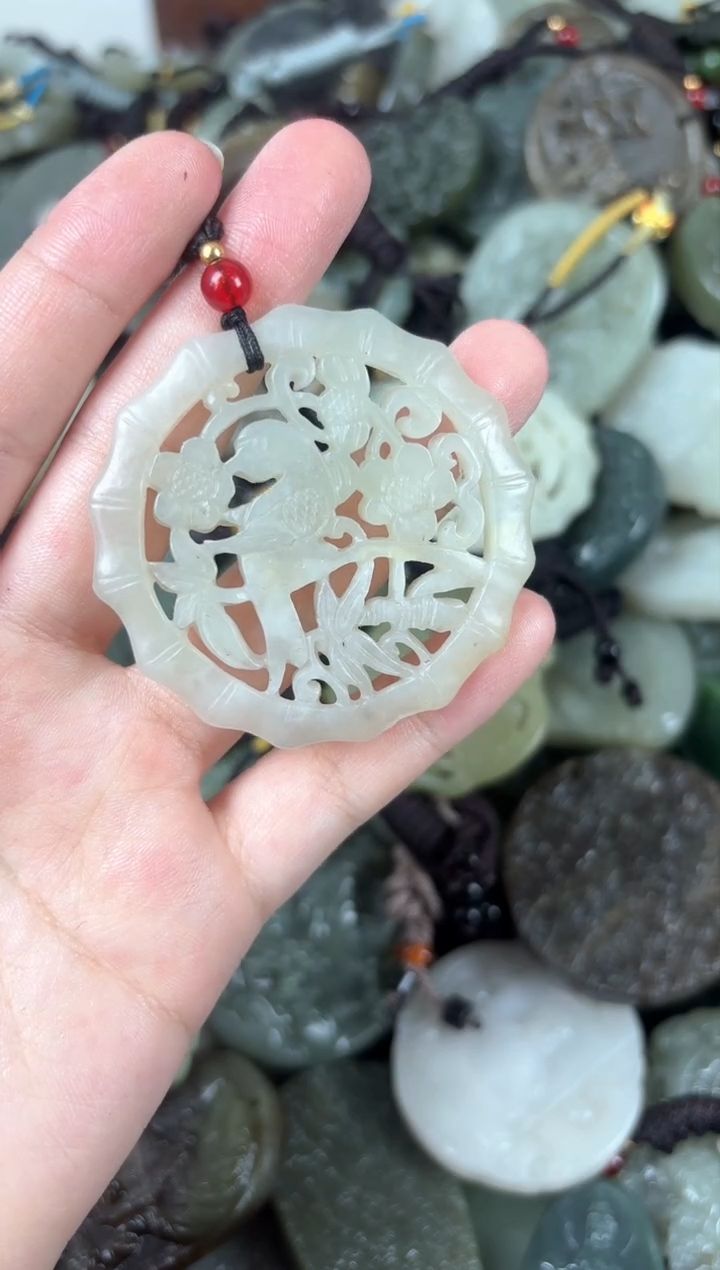 【闪购商品】和田玉颈饰未镶嵌1