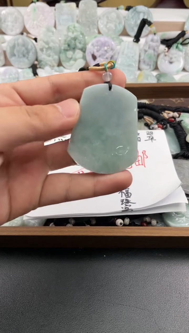颈饰未镶嵌翡翠瓊*…25/12/18/.39