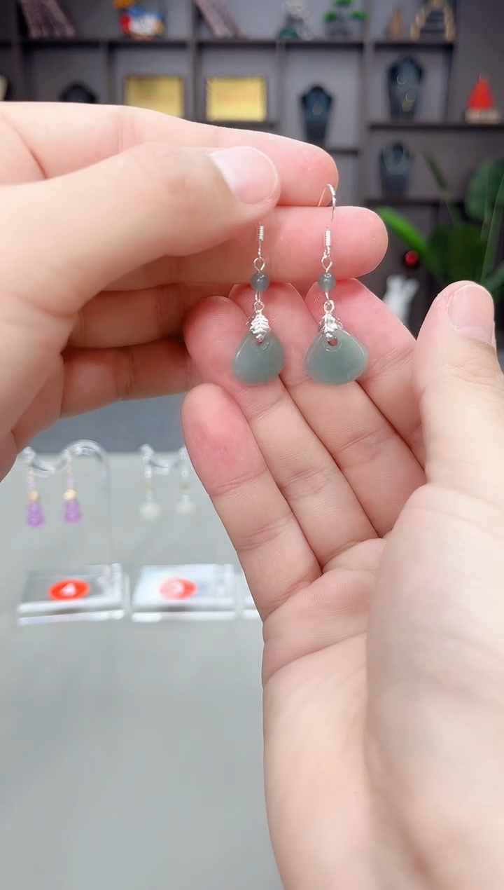 未镶嵌翡翠耳饰328000