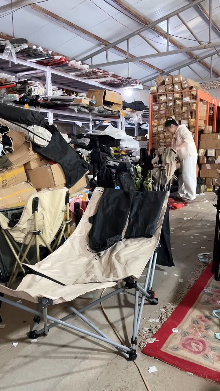 铁瑕疵不售后椅子 18