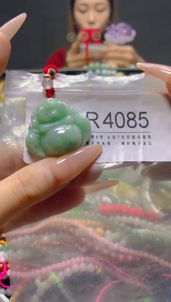 颈饰未镶嵌翡翠/R/翡翠A货，一件也是批发价