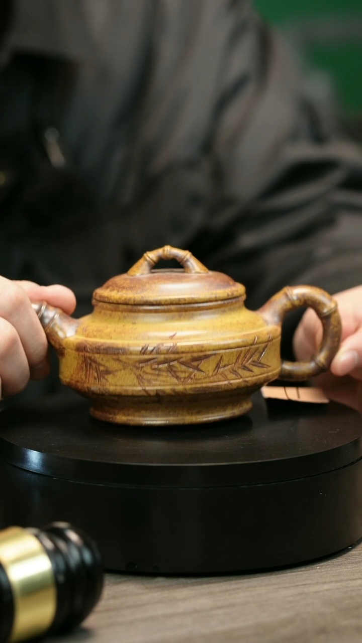 茶壶紫砂巍**方H2458李三妹段泥柴烧双线竹鼓