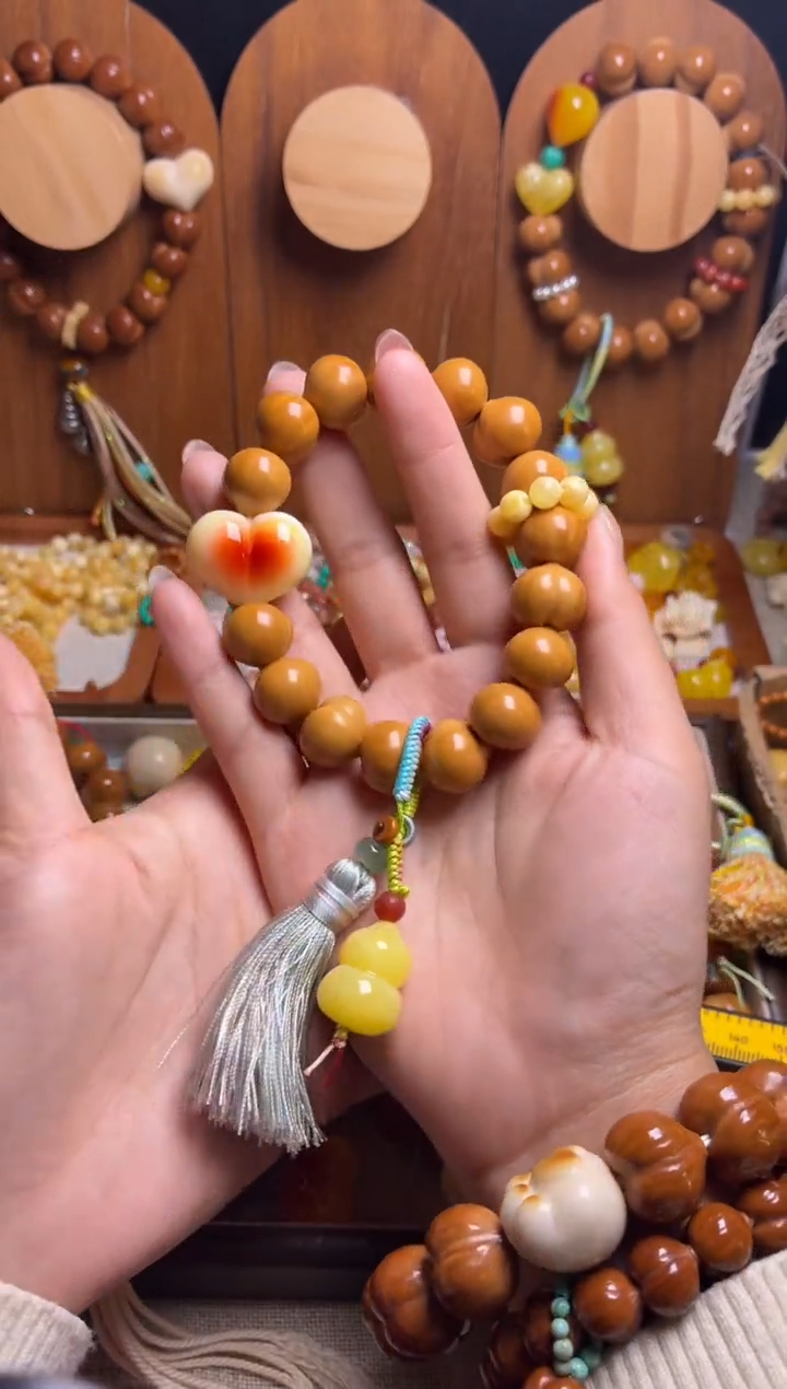 手串猴头核桃全品福利屁桃流苏手串款
