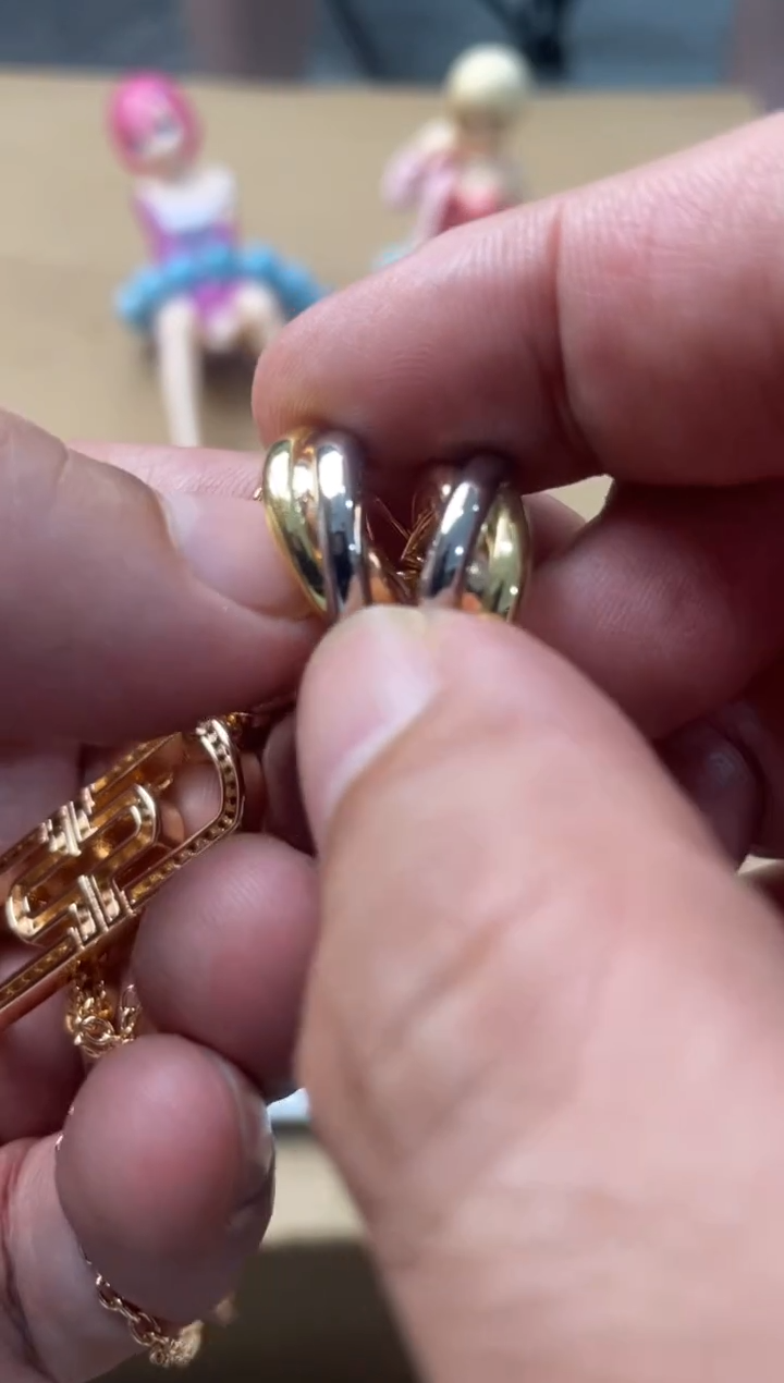 瓷片嘉荣当康大姐fu的总铺