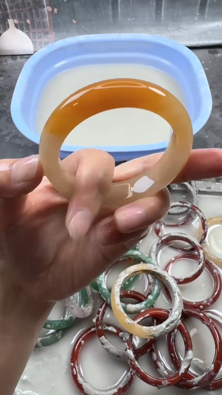 石英质玉手镯未镶嵌41