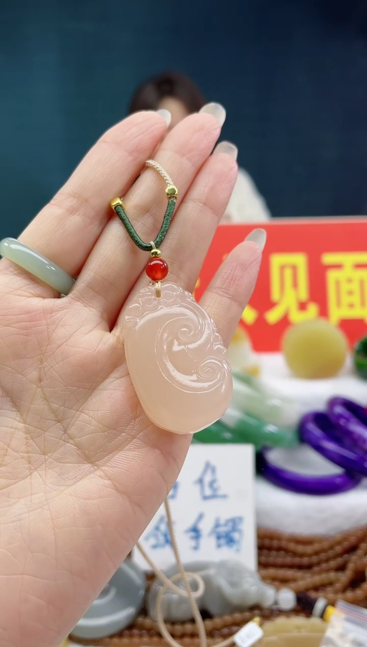 【闪购商品】和田玉颈饰未镶嵌1