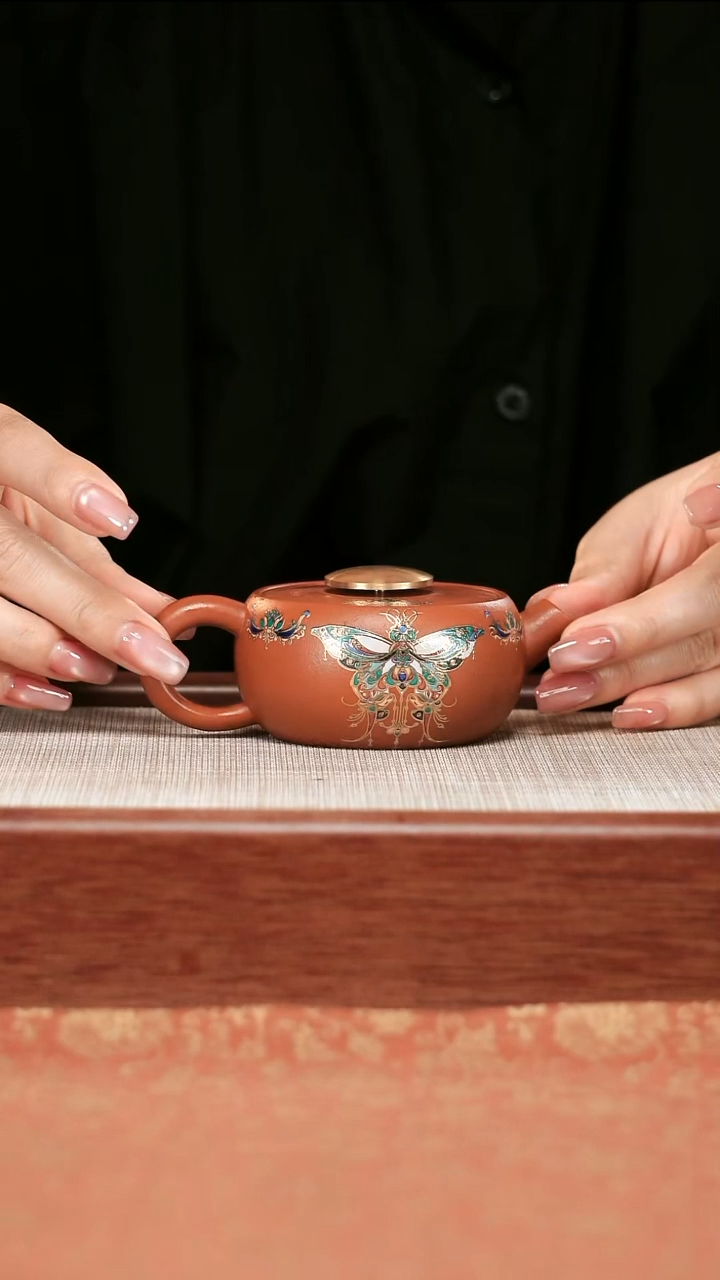 宜兴紫砂壶   0421  A30