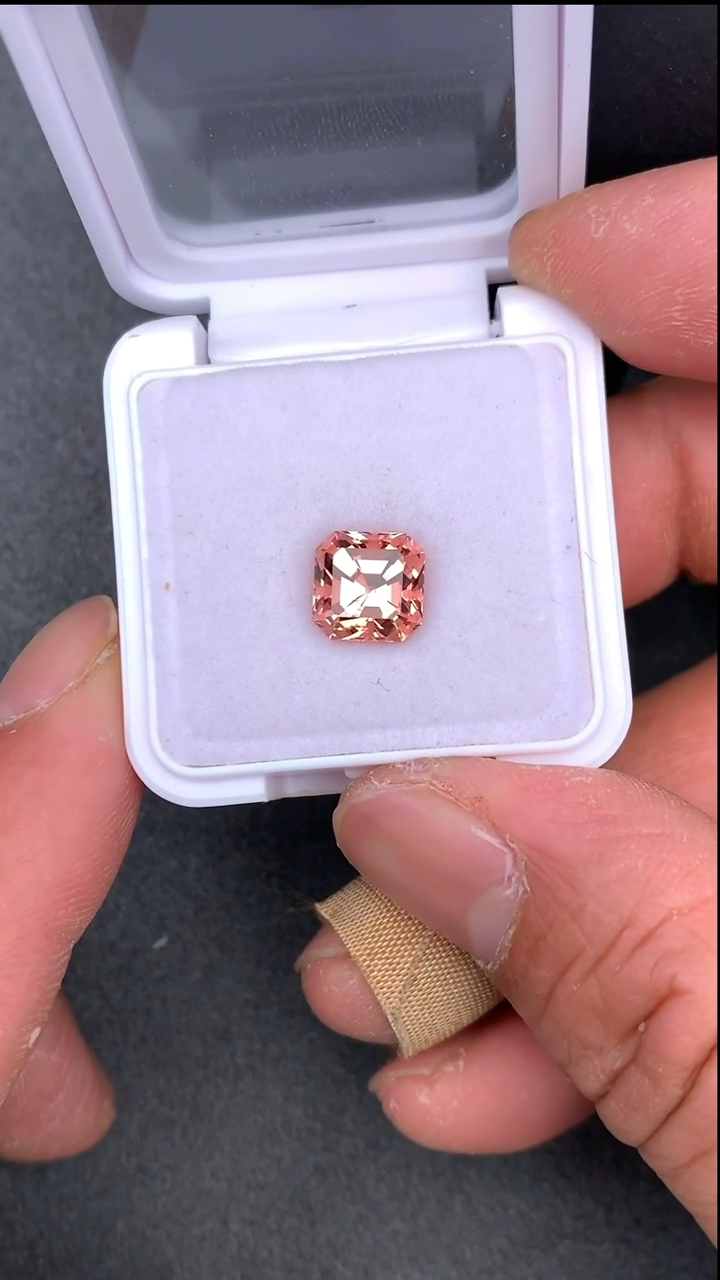 【闪购商品】碧玺裸石未镶嵌3.97克拉